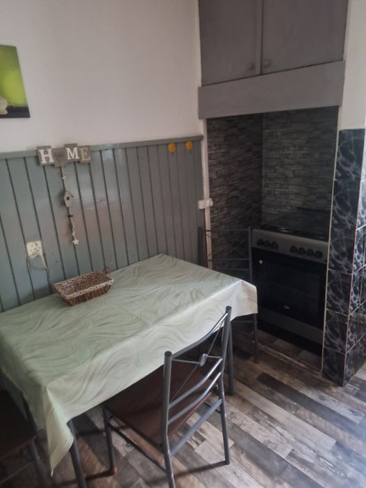 Închiriez apartament