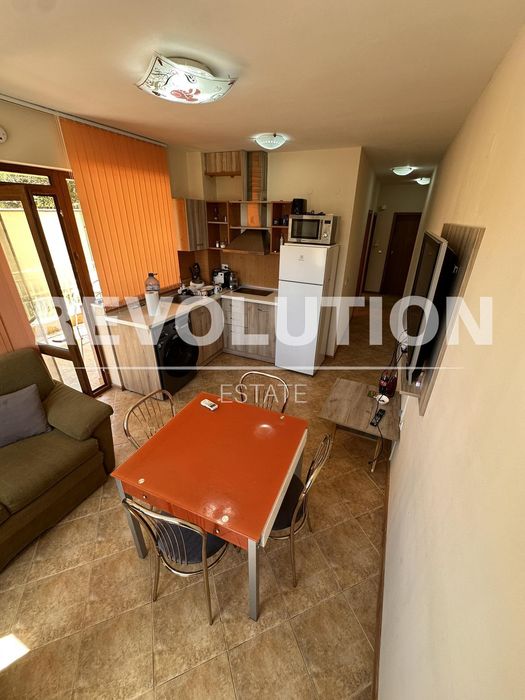 Дава се под наем Тристаен апартамент в Варна, Център - 70 кв.м за 550 € - Снимка #1