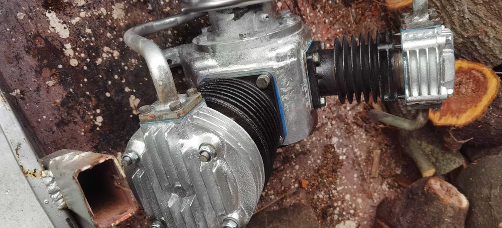 компресорна глава УК-25