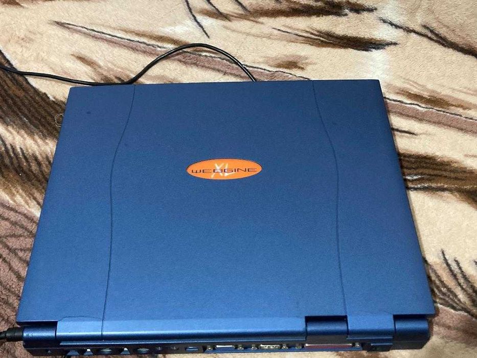 Laptop Retro Webgine NR41C2 – Cu Floppy