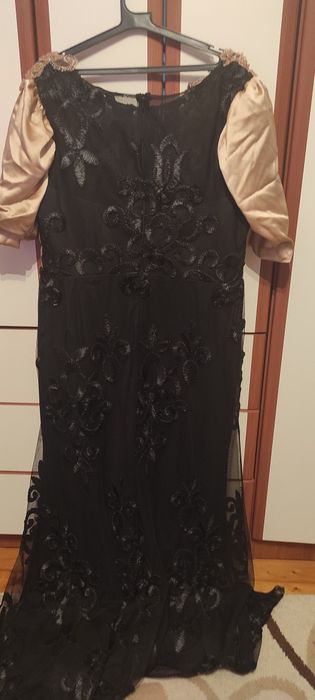 Официална  рокля