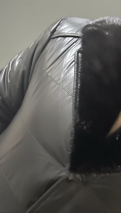 Продам зимнию куртку