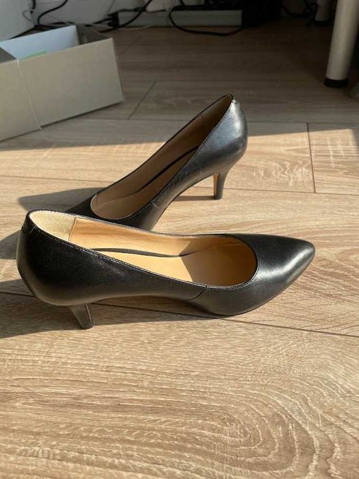 Pantofi cu toc Bata 36