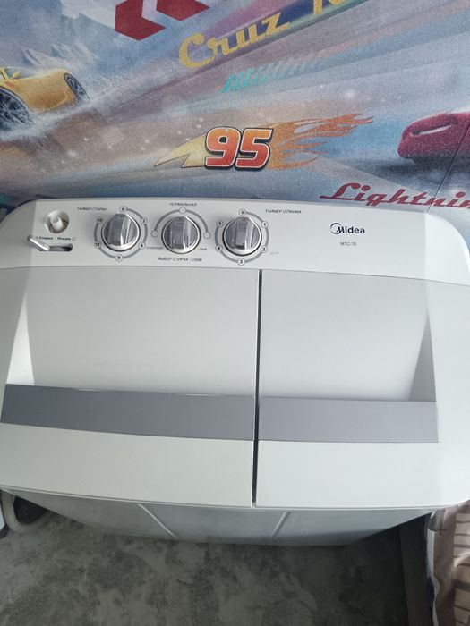 Продам стиральную машинку