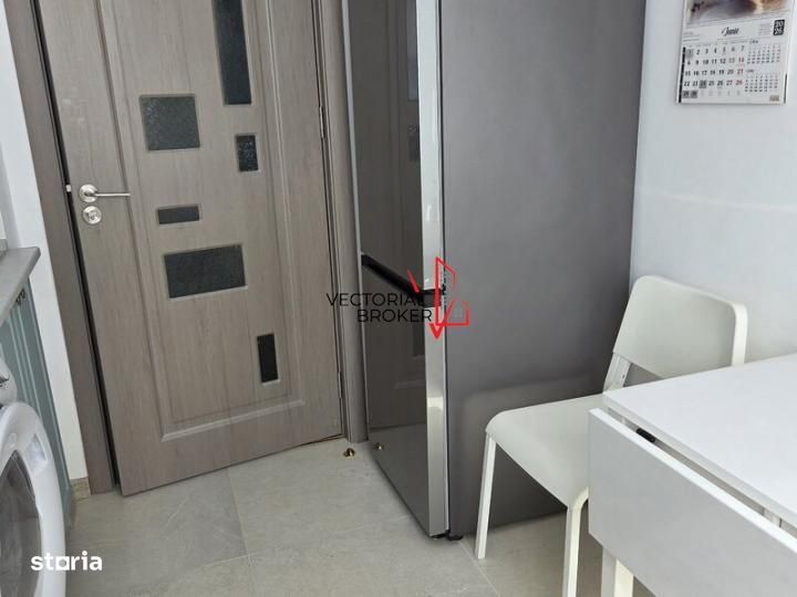 3 cam, semidrcomandate, et.2, renovat, 60mp, centrala, Basarabia-Costi