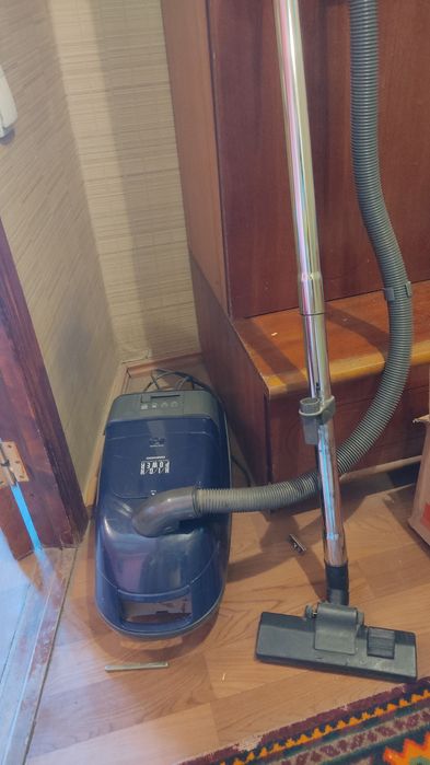Пылесос Daewoo, в рабочем состоянии