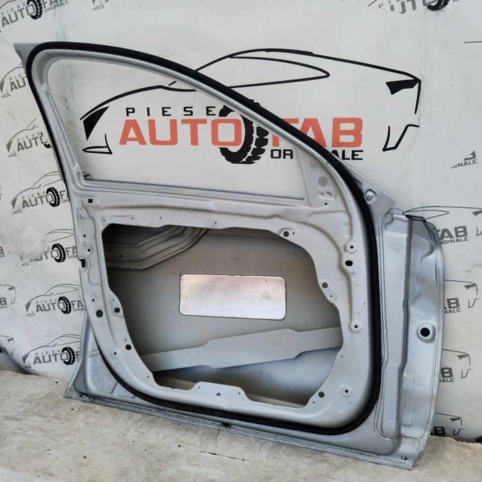 Usa stanga fata Mercedes C-Class W205 an 2014-2015-2016-2017-2018-2019