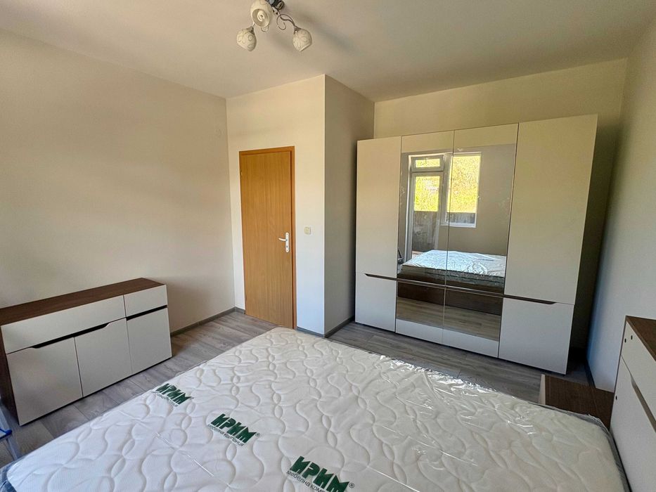 Продава се Тристаен апартамент в Варна, Бриз - 95 кв.м за 3011 €/кв.м - Снимка #1