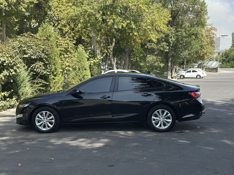 Malibu XL full срочни сотилади