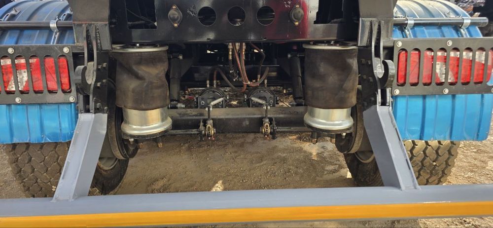 Прицеп сотилади 30 тонна 27 куб подушка  тараси 7.5 тонна