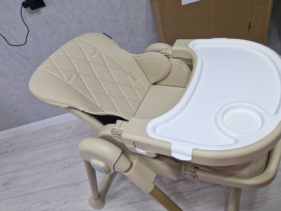 Детский стульчик для кормления