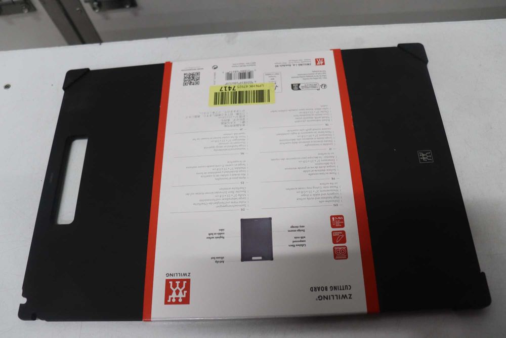 Дъска за рязане Zwilling 37 X 25 См, от дървесни влакна, с жлеб за сок, противоплъзгаща, подходяща за съдомиялна машина, черна