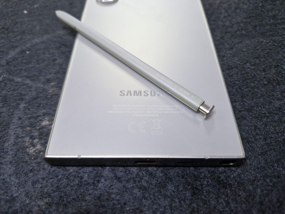 Продам Samsung S24 ultra