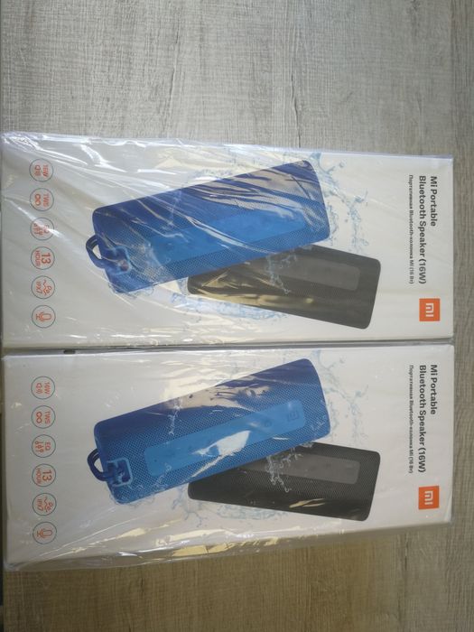 Mi Outdoor Portable Bluetooth Speaker 16W Black / Red