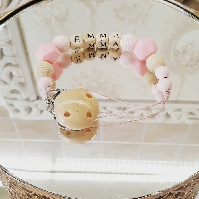 Lantisoare pentru suzeta