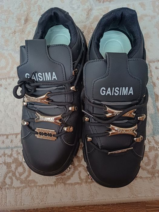 Продаю обувь New Rock(39 и 40 размер).