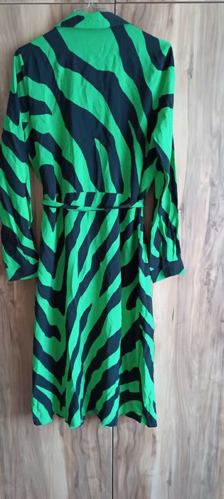 Продавам дамска рокля VILA