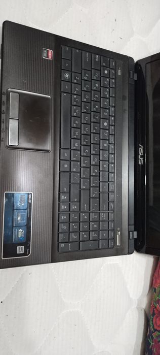 Продаю ноутбук бу рабочий