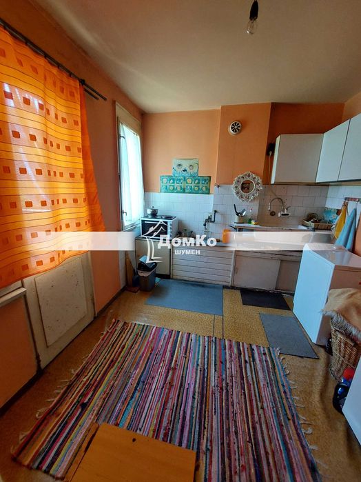 Продава се Четиристаен апартамент в Шумен, Център - 102 кв.м за 1245 €/кв.м - Снимка #4