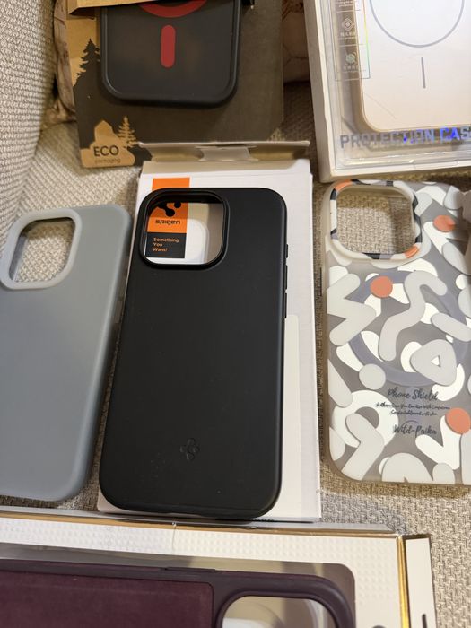 iPhone 15 Pro кейсове