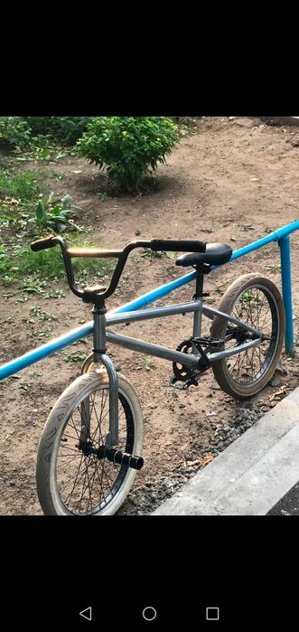 Продаю трюковой велосипед BMX