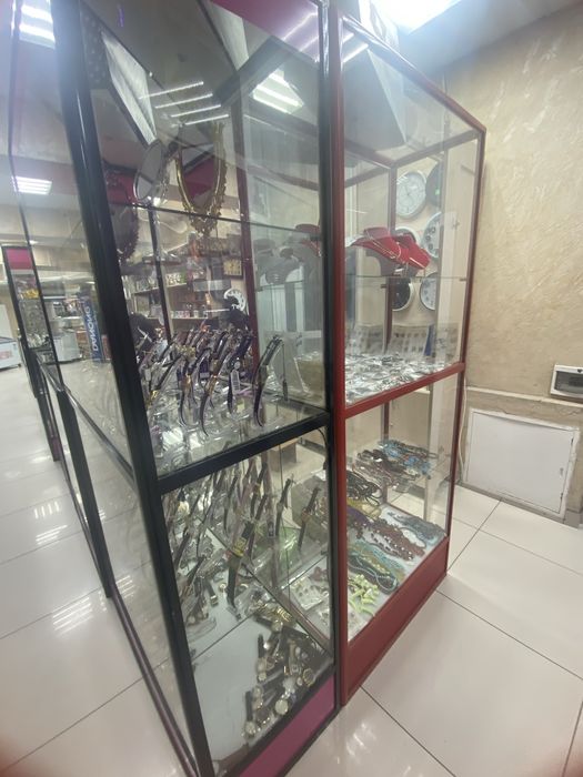 Витрины островок