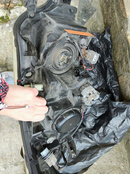 Фарове Subaru forester