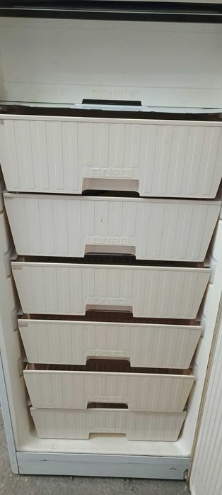 Работещ фризер Eniem изгодно