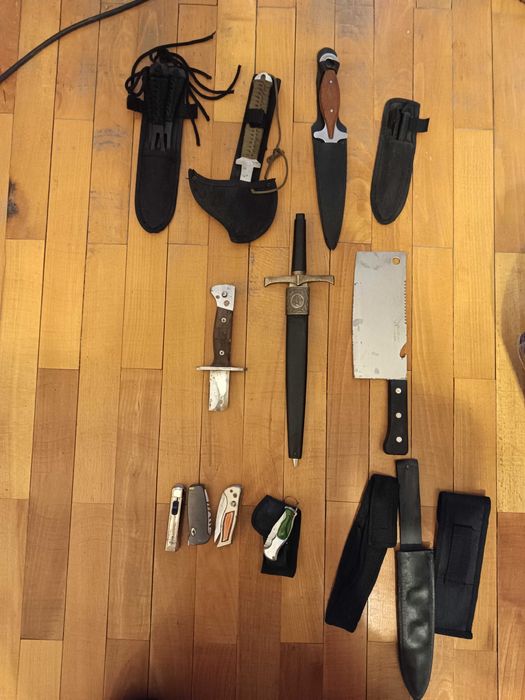 Различни ножове и ками