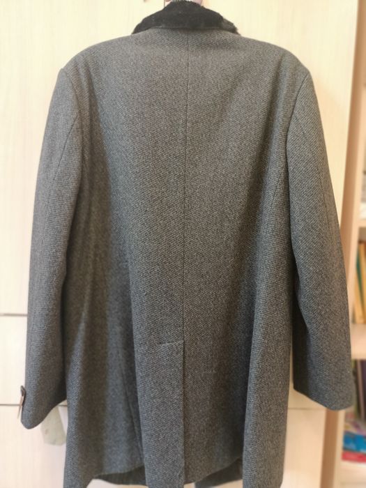 Новое мужское пальто