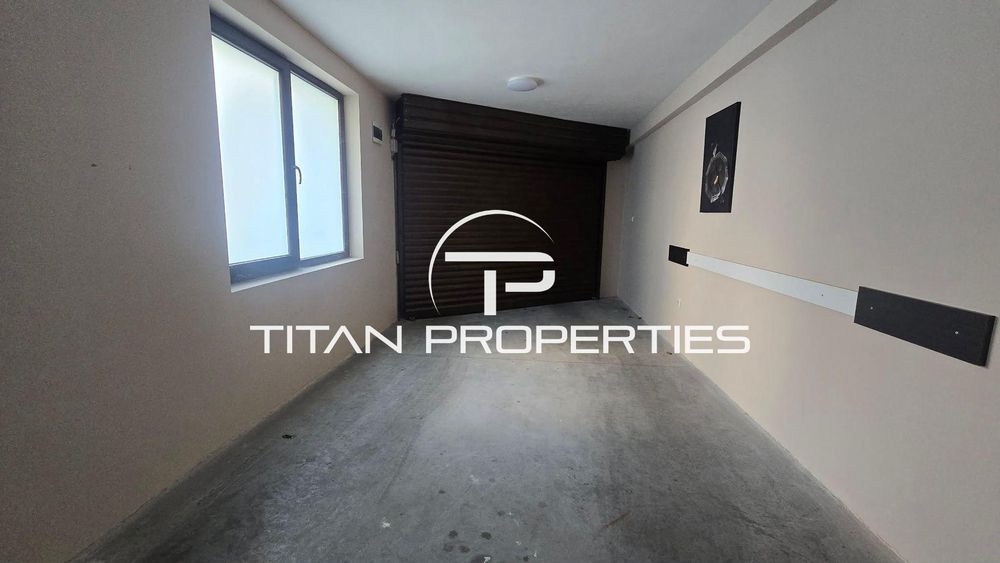 ЕКСКЛУЗИВНО! Тристаен апартамент под наем в Център