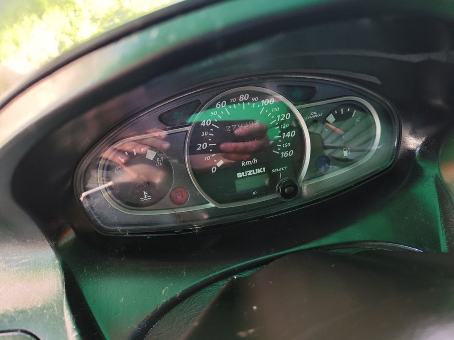 Сузуки Бъргман 200 Suzuki burgman 200