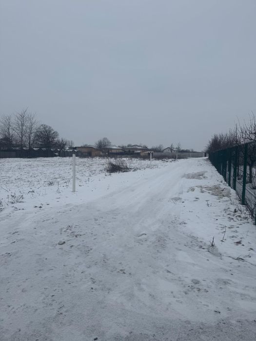 Vând teren Săbăreni 1000 mp – zonă centrală, utilități, proprietar