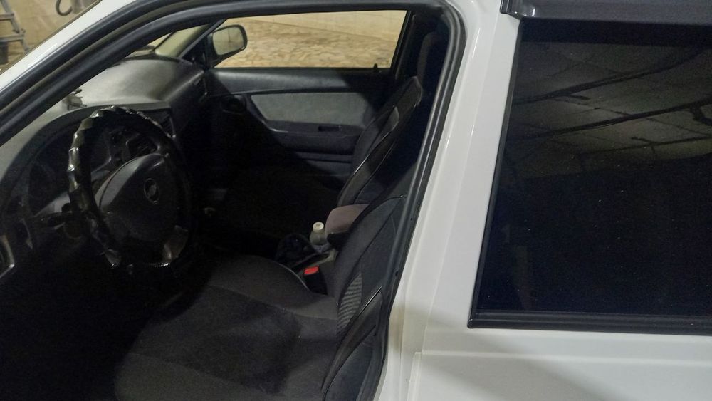 Прадаю нексия 2013йил радной