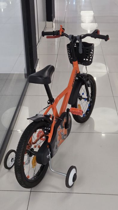De vânzare bicicletă copil 6-8 ani!