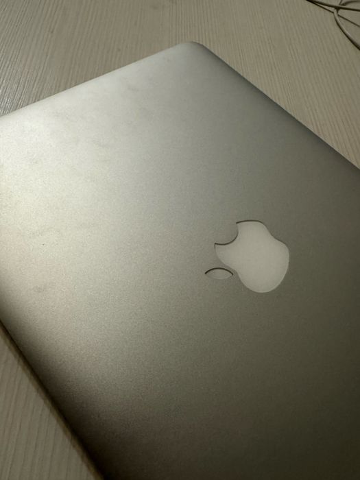 Срочно продам MacBook Pro 13