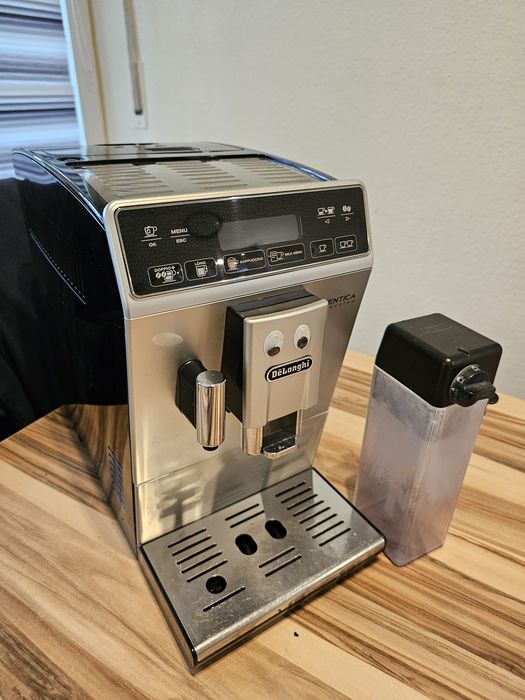 Delonghi autentica cappuccino кафеавтомат