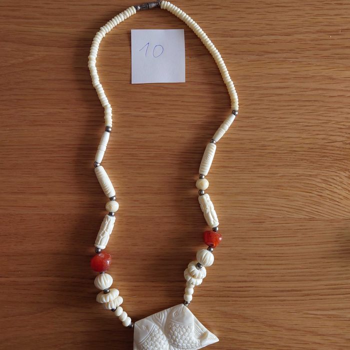 Гердани Слонова кост и Колие+обеци с полускъпоценен камък