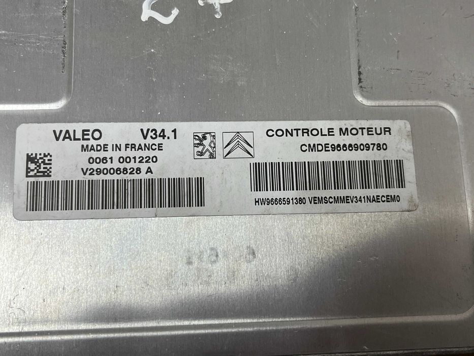 Компютър двигател ECU VALEO ВАЛЕО J34P V34.1 J34P-AAE Peugeot Citroen