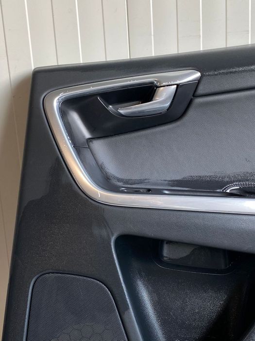 Fata de usa spate dreapta negru Volvo XC60 30766413 31366488 8635781