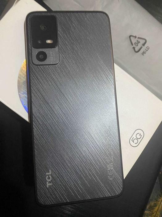 TCL T771K starlight black