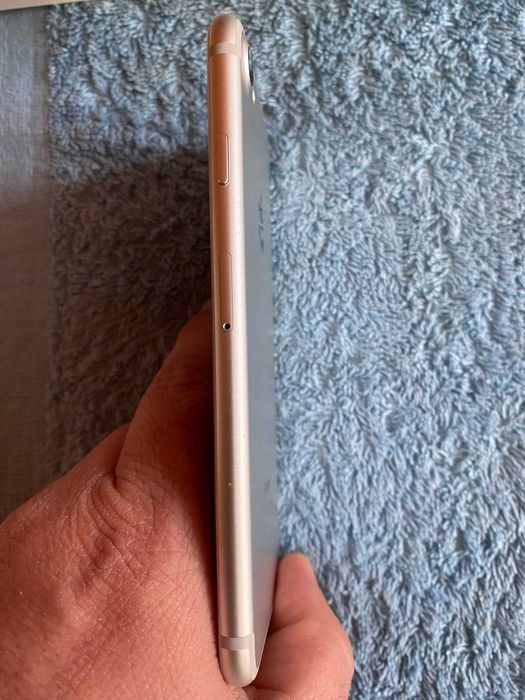 Iphone 7,Silver,32GB,88% капацитет на батерията