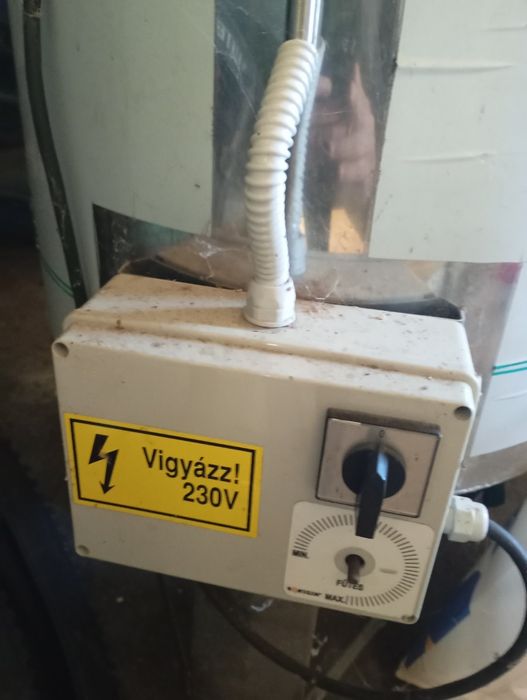 Пчеларско оборудване , машина за инвентиран сироп, eл. нож, вана