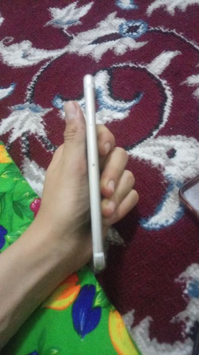 Iphone 7 holati yaxshi Hali sotilmagan bemalol tel qilavering