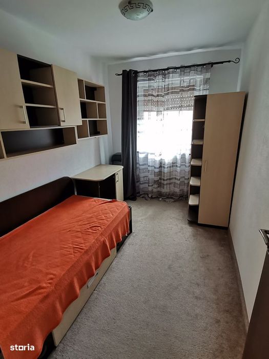 INCHIRIEZ apartament 3 camere, renovat,zona Ciresica