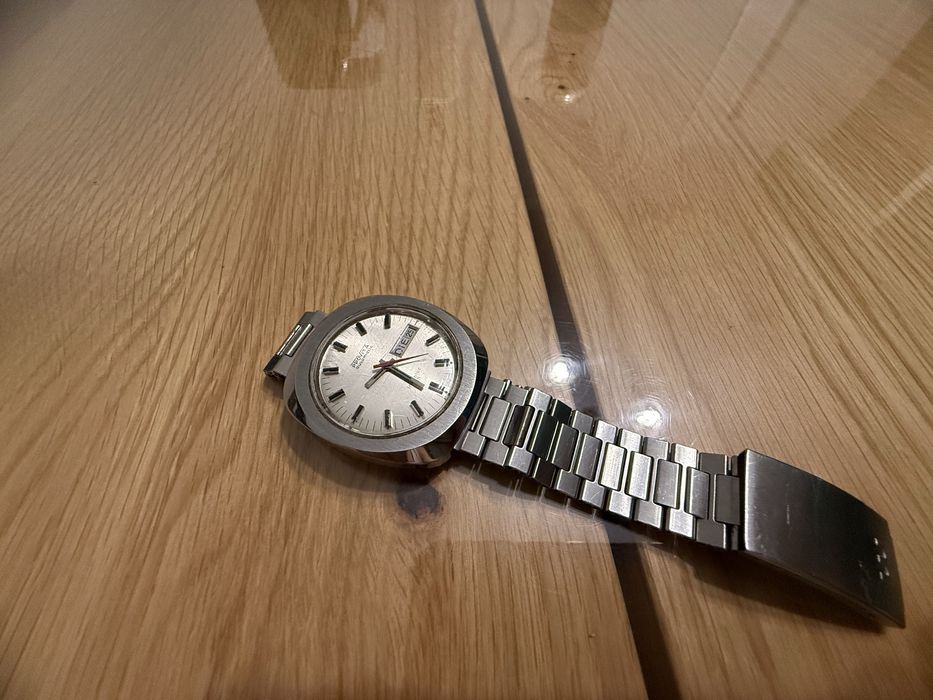 Швейцарски винтидж часовник PROVITA (Automatic)