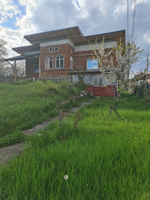 Casa cu potential !