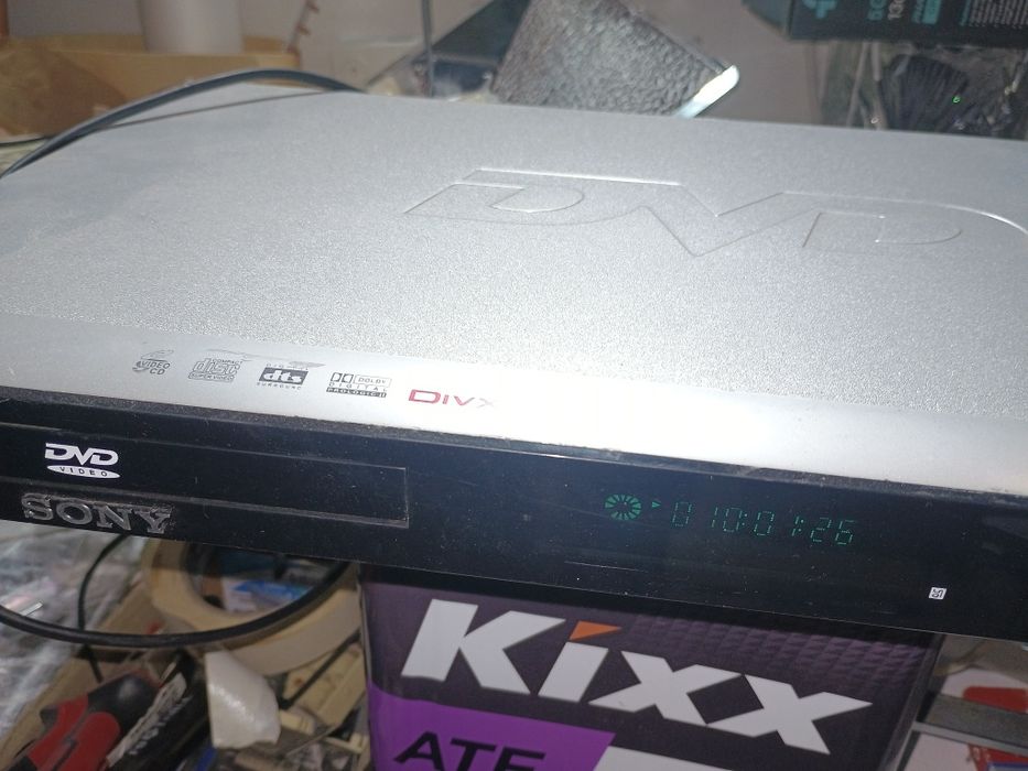 Плееры диски кассеты LG Sony.