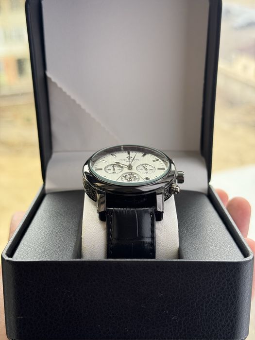 Часы мужские наручные