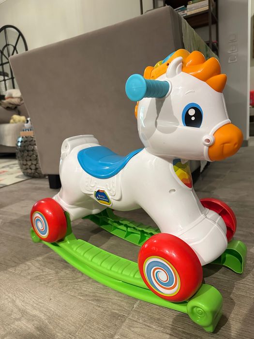 Играчка кон / люлеещ се кон за деца/ детски кон